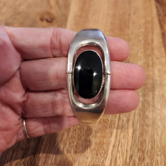 Taxco Jewelry - Taxco Silver and Black Onyx Clamper Bracelet